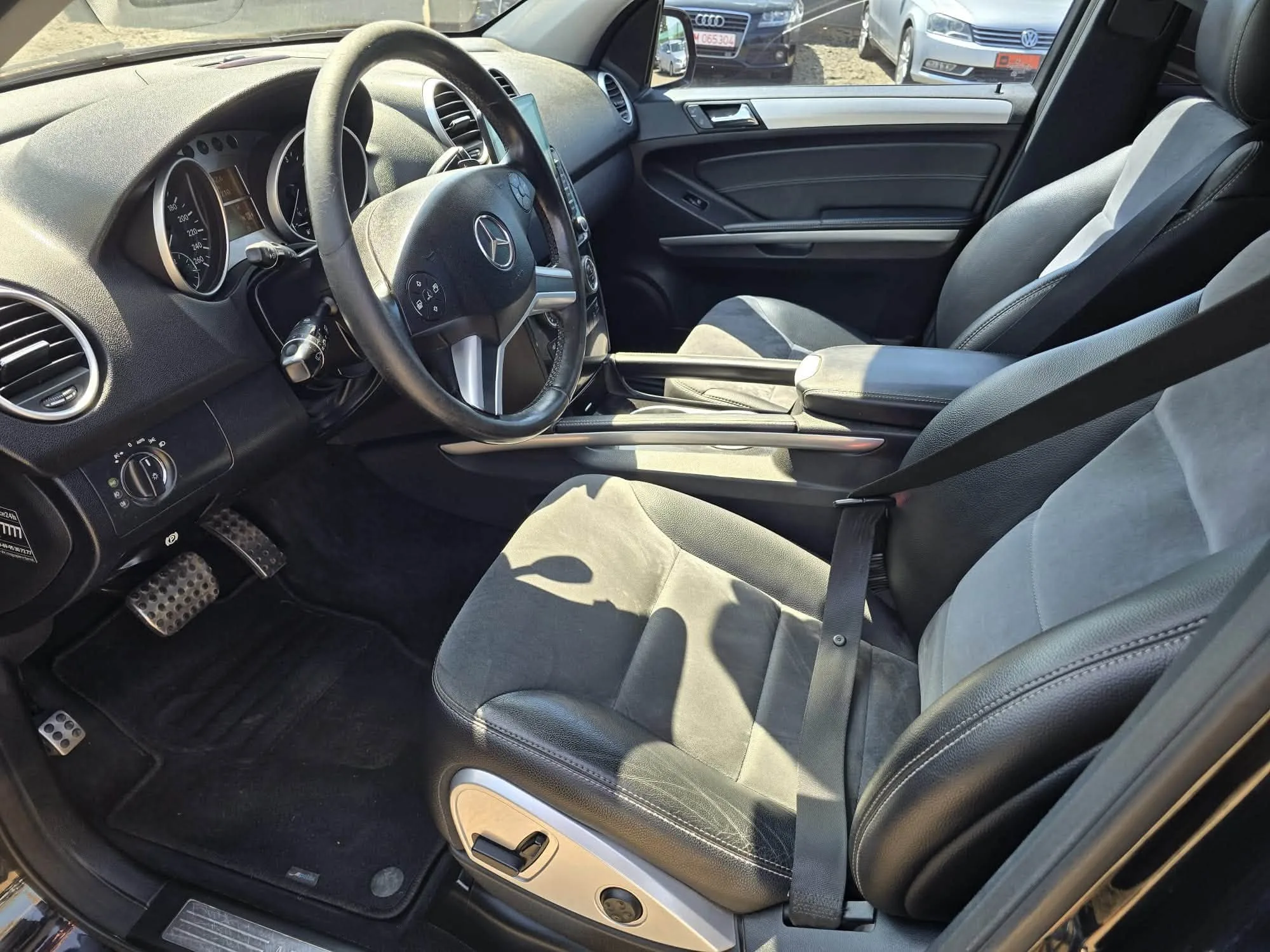 MERCEDES-BENZ ML 300 CDI 4MATIC — 8
