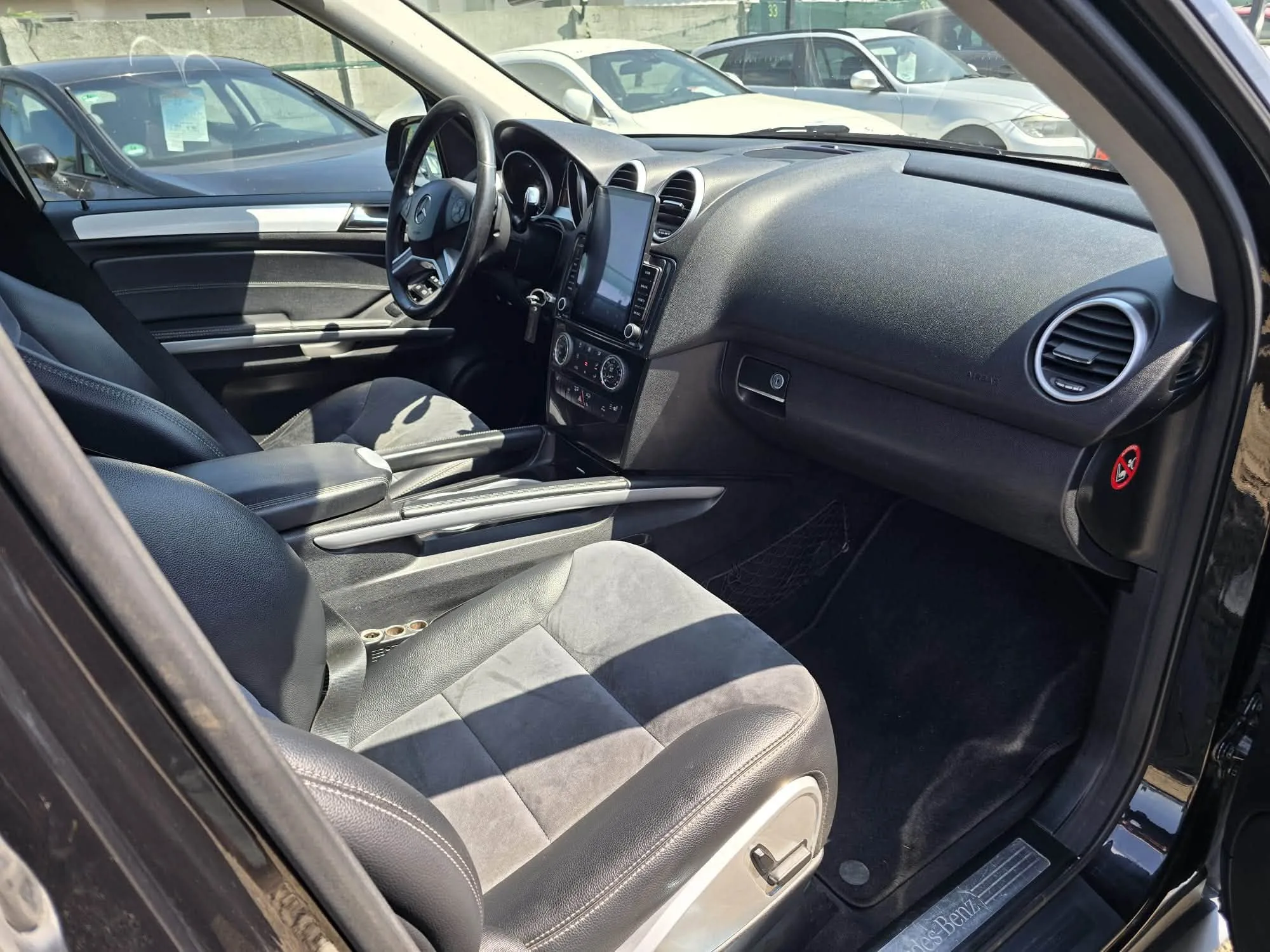 MERCEDES-BENZ ML 300 CDI 4MATIC — 11